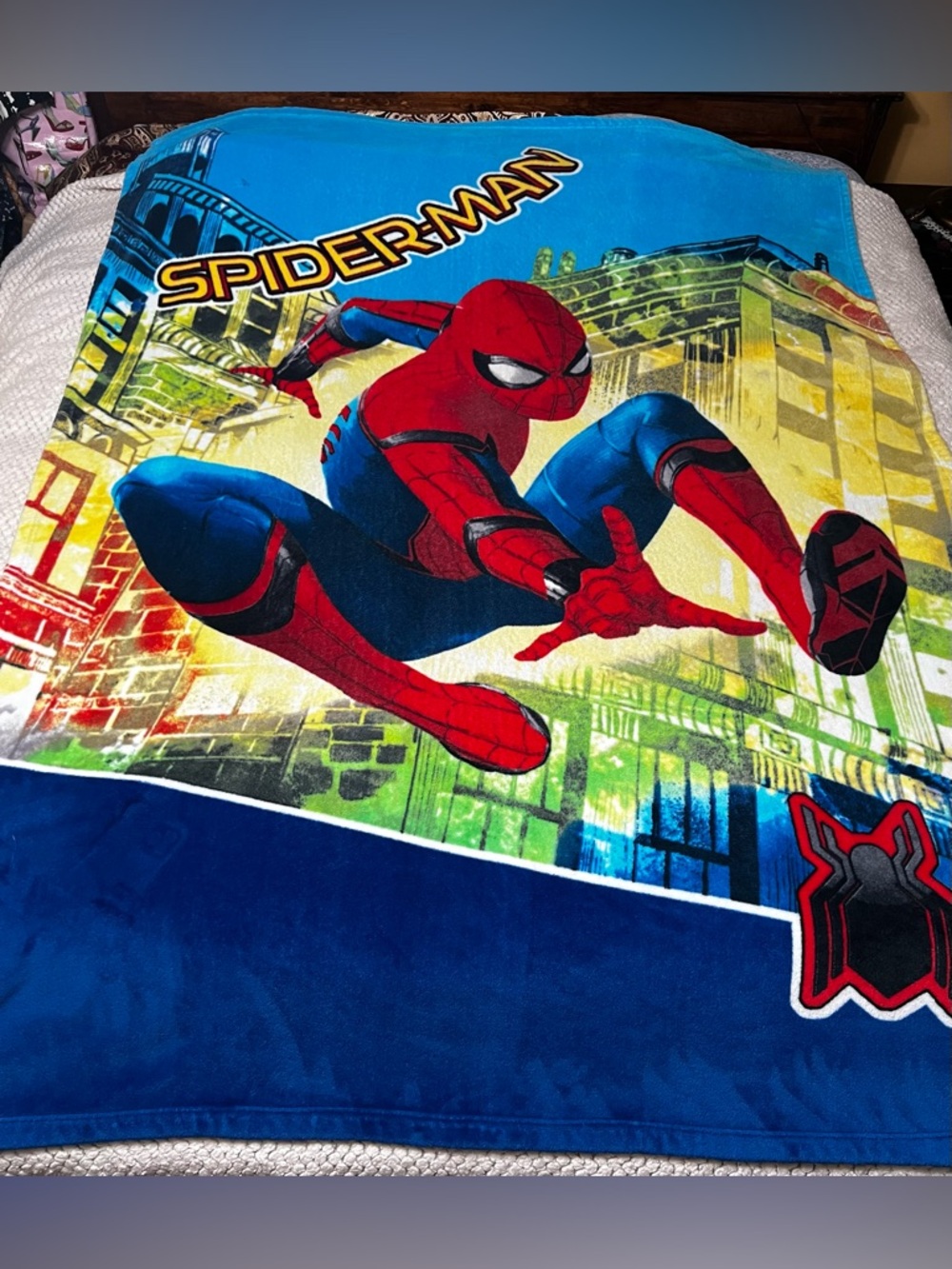 (READ) Marvel Spider-Man Fleece Blanket Large Throw Blanket Full/Queen 76” x 59”